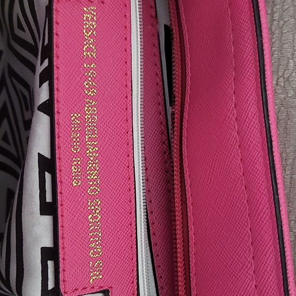 Handbag - Picture 6 of 9